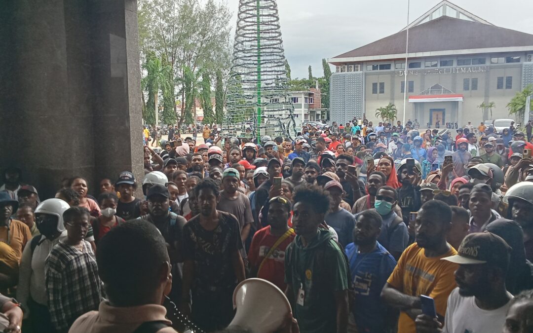 Forum Pencaker Provinsi Papua Barat Daya  Kembali Duduki Kantor Gubernur