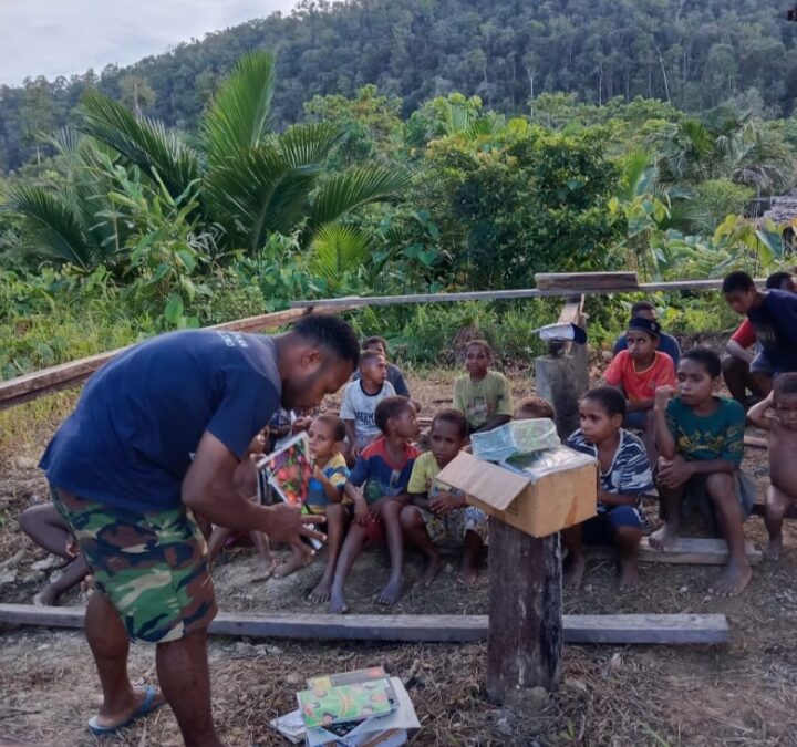 Menuju Masa Depan Benawa Yang Lebih Baik, Taman Baca Pelita Papua Bangun Budaya Literasi