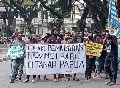 Mahasiswa Papua di Kota Study Malang, Menolak tegas Rencana Pemerintah Mekarkan Daerah Otonom Baru